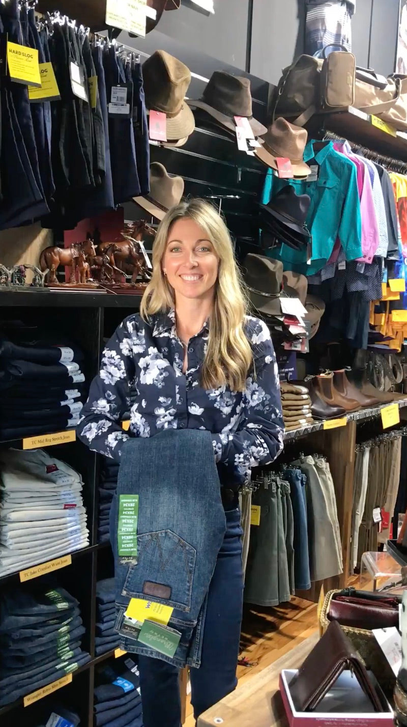 Karina's Product Review - Mens Wrangler Retro Slim Straight Jean